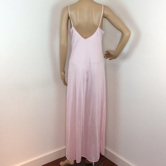 Vintage Pink Nightgown - Picture 4 of 6